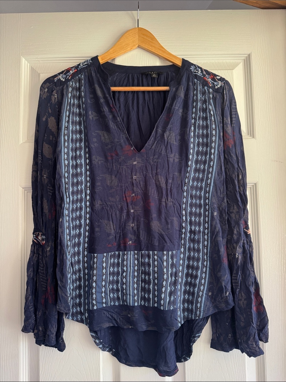 Lucky Brand Navy Boho V-Neck Peasant Blouse with Light Blue Accents